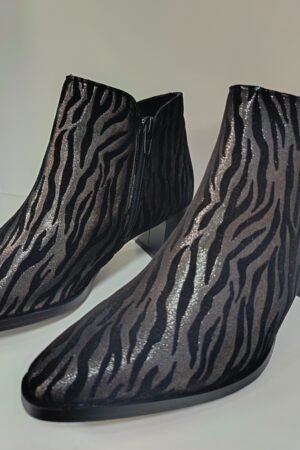 BOTIN MUJER NEGRO PLATA ANIMAL PRINT