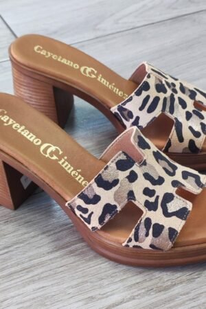 ZUECO MUJER ANIMAL PRINT TODO PIEL